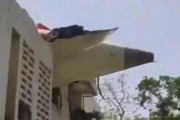 凉山印度一波音787客机坠毁机上242人、地面5名学生遇难！我驻印度使馆：机上无中国籍乘客