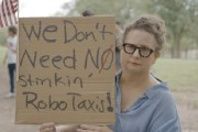 凉山特斯拉在得州奥斯汀遭遇抗议活动：反对马斯克Robotaxi计划